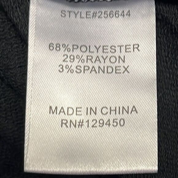 Pumpkins & Potions Skulls and Bones Long Sleeves Crewneck Pullover Shirt- Large - Picture 14 of 15